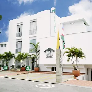 3* Hotel Imbanaco